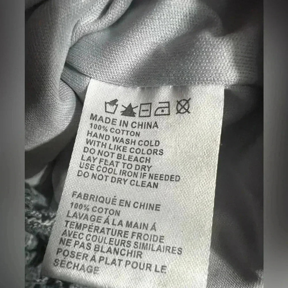 Paper Crane Shorts Romper-Size:Large - Picture 7 of 7